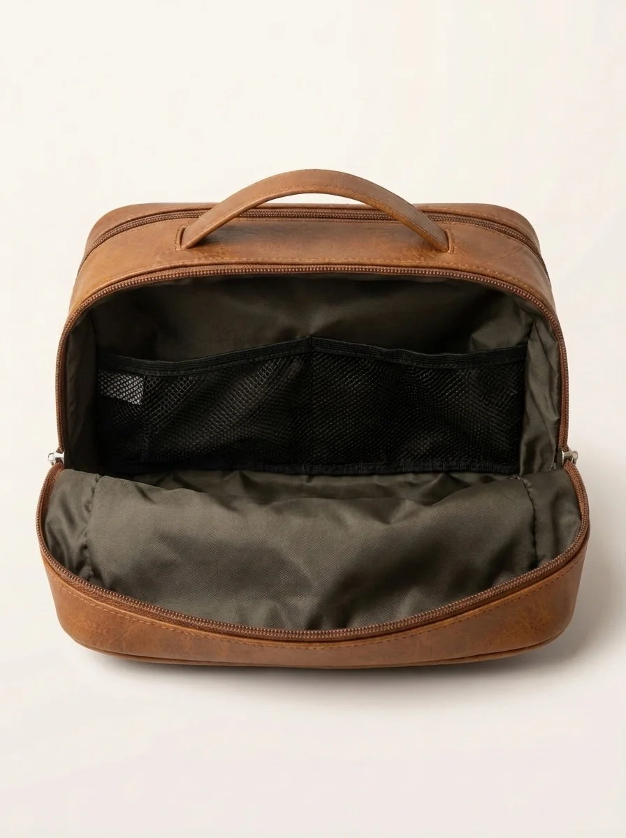 MORAES Toiletry Bag Deluxe — open, interior open pockets